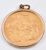 A 9ct gold pendant set with a 1908 gold full sovereign with Sydney Mint mark, 9.1g
