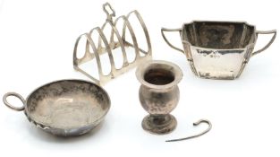 George VI hallmarked silver five bar toast rack, Sheffield 1939 maker Viner's Ltd, length 7.5cm,