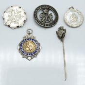 West Bromwich Harriers 1935 silver fob with gold centre depicting a kangaroo, Victorian hallmarked