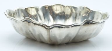 Victorian hallmarked silver sugar bowl of unusual naturalistic leaf design, Birmingham 1895 maker