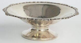A hallmarked silver pedestal dish with gadrooned rim, Sheffield 1935 maker Mappin & Webb, diameter