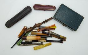 Cheroot or cigarette holders to include 9ct gold mounted and cased examples