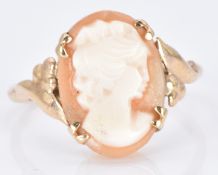 A 9ct gold ring set with a cameo, 2.2g, size L
