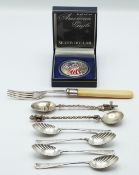 Set of four hallmarked silver teaspoons with shell bowls, hallmarked silver fork and a white metal