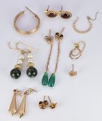 A collection of 9ct gold earrings including pearls, garnet etc, 9.1g