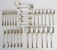 Victorian six place setting canteen of Hanovarian rat tail pattern cutlery comprising six table