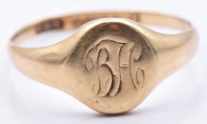 A 9ct gold signet ring, 2.2g, size M/N
