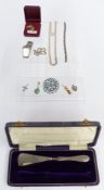 A collection of jewellery including silver pendants, silver necklace, 9ct gold horse brooch (0.8g)