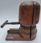 A vintage wooden mechanical hat stretcher, height 32cm