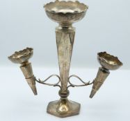 George V hallmarked silver epergne with central vase flanked by two further trumpets, Birmingham