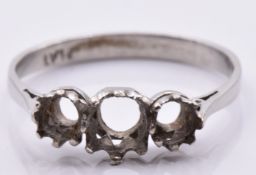 A platinum ring mount, 2.8g, size N/O