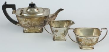 Selfridge & Co Ltd Edward VIII hallmarked silver three piece tea set, Birmingham 1936, length of