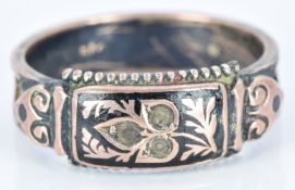 Victorian 9ct gold mourning ring set with black enamel, Chester 1899, 2g, size K