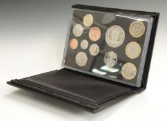 Royal Mint 2009 proof deluxe cased coin set, includes the Kew Gardens 50p coin