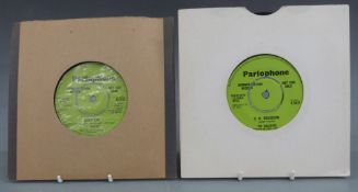 The Coasters - Love Potion Number Nine (R5931) record appears Ex and The Hollies - Long Cool Woman