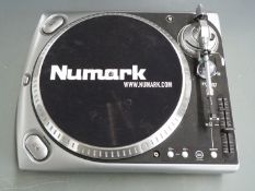 Numark TT200 Professional Turntable, in original box