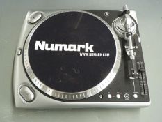 Numark TT200 Professional Turntable, in original box