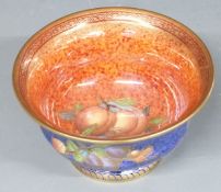 Wedgwood pedestal lustre dish decorated with fruit, H6.5, diameter 11.5cm