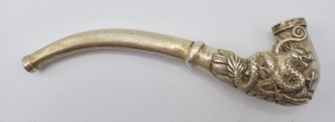 Chinese white metal pipe with dragon decoration and character marks to base, length 10cm, weight