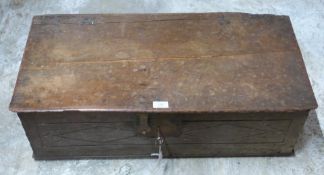 17th/18thC oak bible box with panelled decoration, loop hinges, clasp lock and key, W79 x D40 x