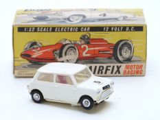 Airfix 1:32 scale Model Motor Racing electric car Mini-Cooper with white body and interior, red