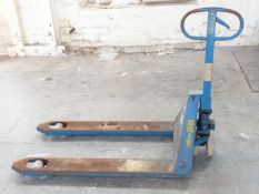 Brit hydraulic pallet truck rated for 2000kg