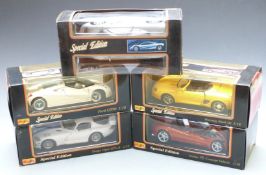 Five Maisto Special Edition 1:18 scale diecast model cars comprising Dodge Concept Vehicle and Viper
