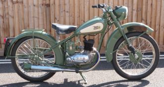 Circa 1950 BSA Bantam D1 125cc rigid motorbike, recent restoration as evidenced by comprehensive