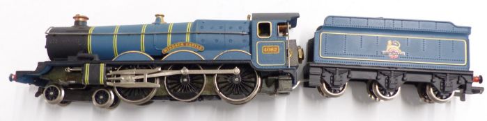Wrenn 00 gauge BR 4-6-0 model railway locomotive Windsor Castle 4082, W2223, in original box.