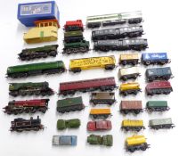 A collection of Hornby Dublo, Hornby, Tri-ang and similar 00 gauge model railway locomotives,