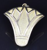 An 18ct gold pendant, 3 x 3.5cm, 10g