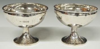 Pair of Albert Edward Bonner Arts and Crafts hallmarked silver bonbon dishes with hammered finish,