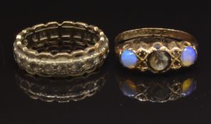 Two 9ct gold rings, 4.7g