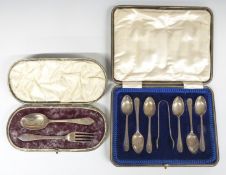 Cased set of hallmarked silver teaspoons with nips and a cased spoon and fork, London 1901, in