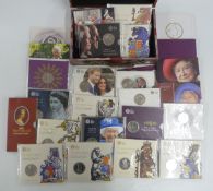 Twenty-five Royal commemorative crowns in presentation packs, includes Queens Beasts, Diana memorial