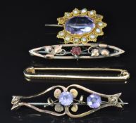 Victorian amethyst and seed pearl brooch, 15ct gold brooch (2.3g) and two 9ct gold brooches, 3.7g