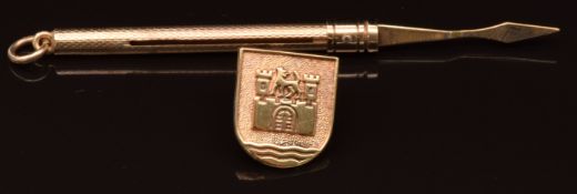 A 9ct gold toothpick and a 9ct gold pin, 5.2g
