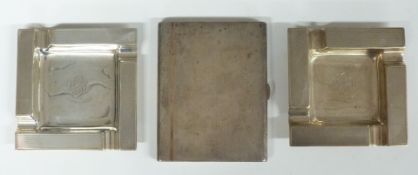 Walker & Hall Art Deco hallmarked silver cigarette case with engine turned decoration, Sheffield