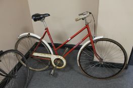 A lady's Hunter hybrid bike