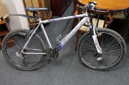 A Gent's Claud Butler X-CT rock front suspension bike