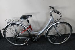 A lady's Raleigh hybrid bike