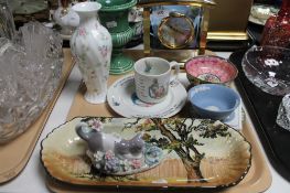 A tray of Lladro cat ornament, Doulton dish,