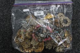 A bag of costume jewellery