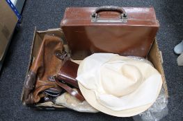 A box of leather luggage case,