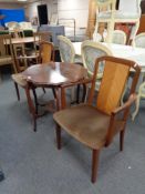 An Edwardian mahogany occasional table
