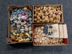 A tray of wooden handles (some painted),