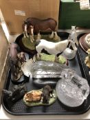 A tray of Border Fine Arts horse figure,
