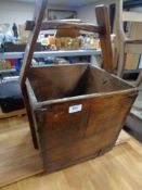 A Chinese rustic bucket