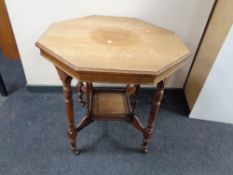 An Edwardian mahogany occasional table
