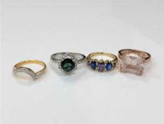 Four sterling silver dress rings (4)